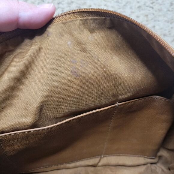 HOBO International Camel Brown Pebbled Leather Center Seam Shoulder Bag Purse - Picture 9 of 9